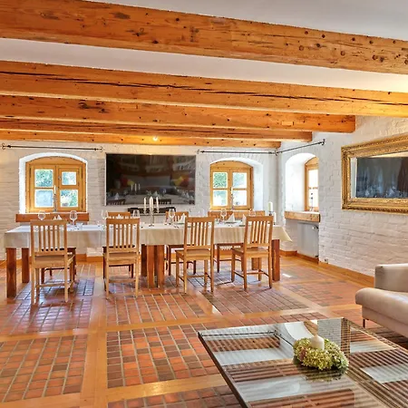 Ferienhaus Historisches Mit Show-küche&kamin *