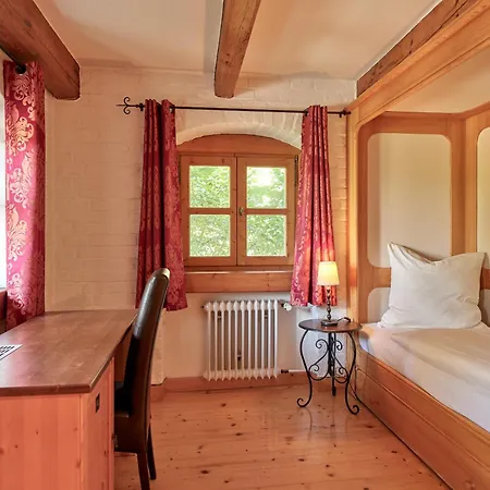 Ferienhaus Historisches Mit Show-küche&kamin